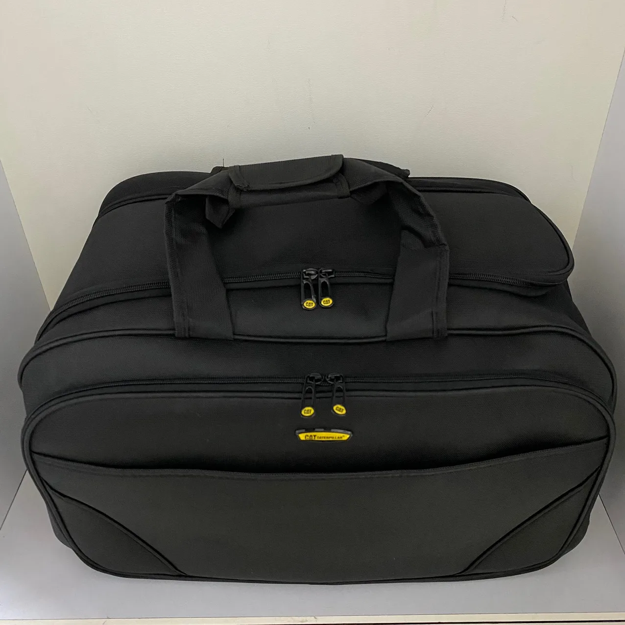 ساک سفری چرخ دار مدل CT