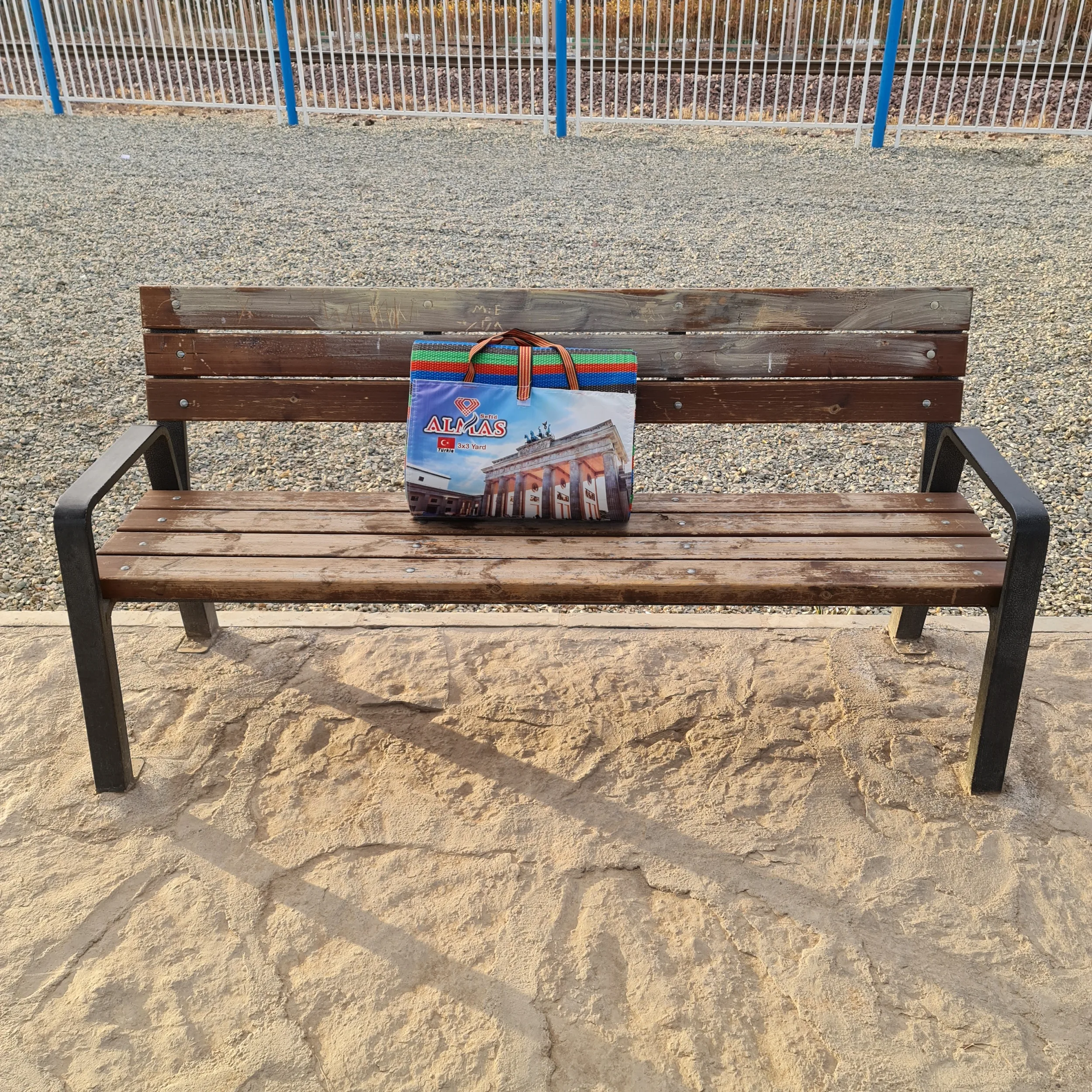 زیر انداز سفری 12 نفره الماس مدل حصیری 7.5