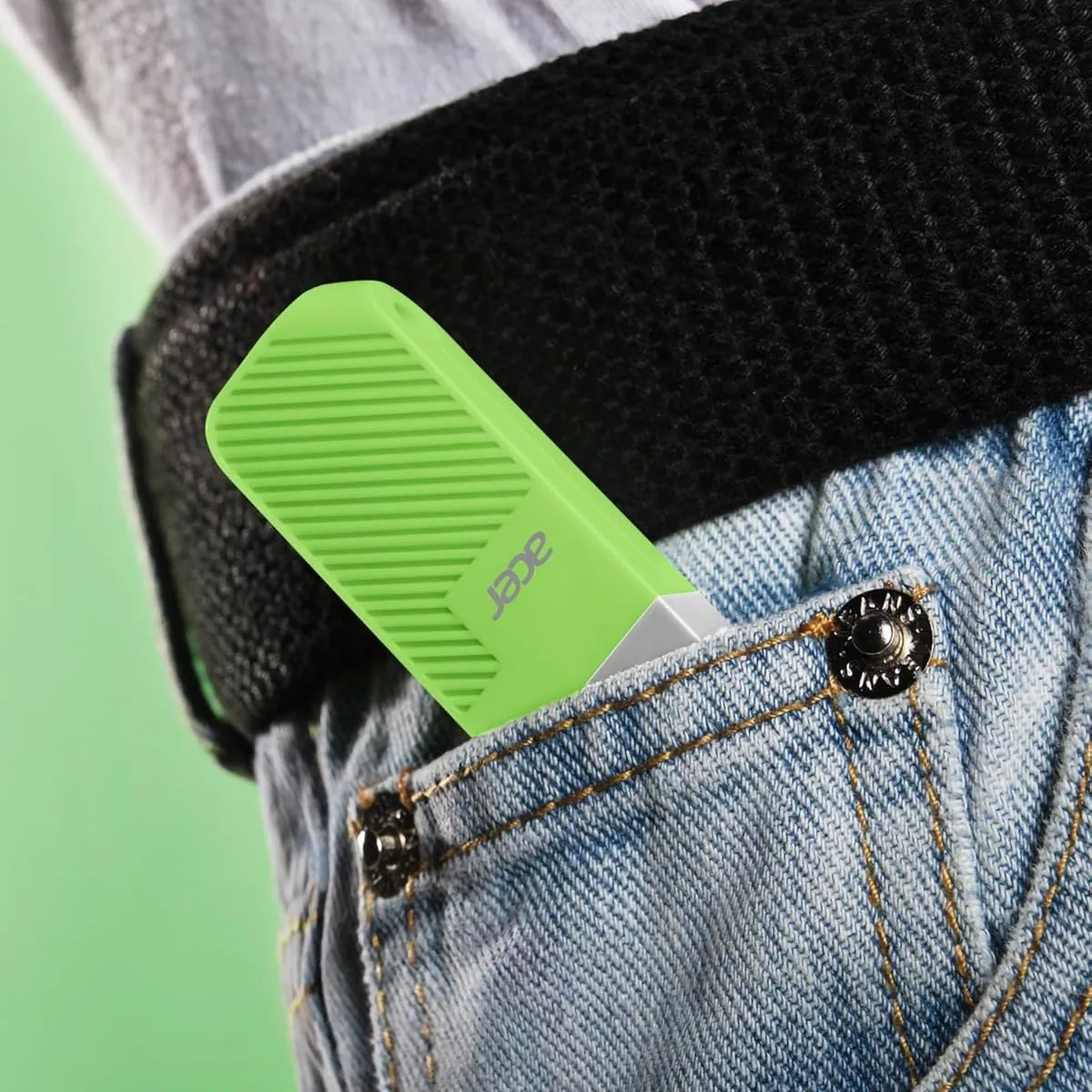 فلش مموری ایسر مدل UP300 ظرفیت 32 گیگابایت با رابط USB3.2 Gen1