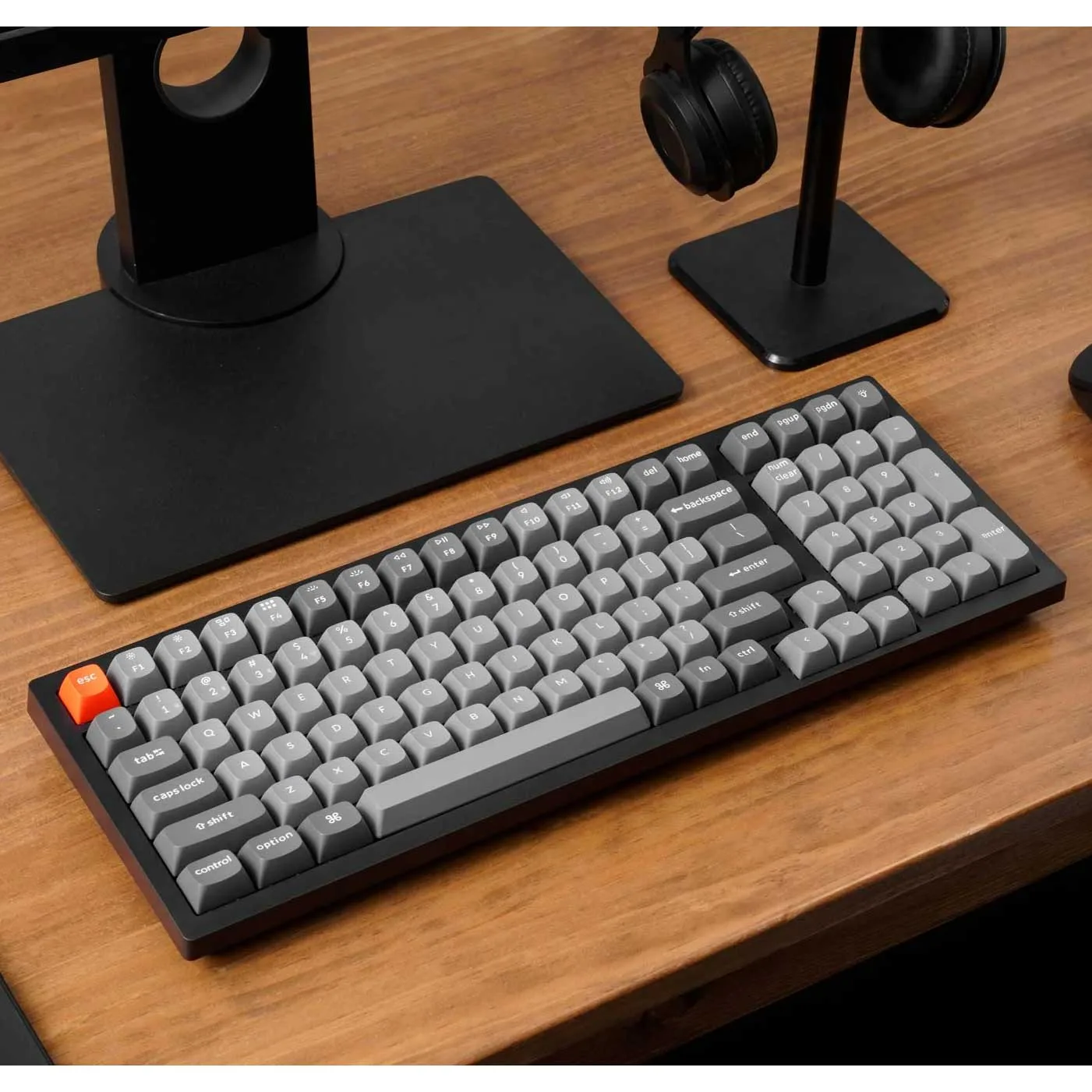 کیبورد مخصوص بازی کیکورن مدل K4 Max RGB Brown Switch