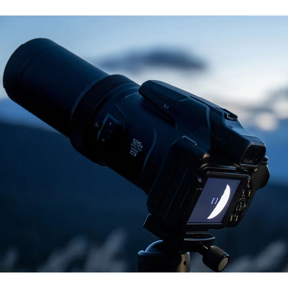 دوربین دیجیتال نیکون مدل  COOLPIX P1100
