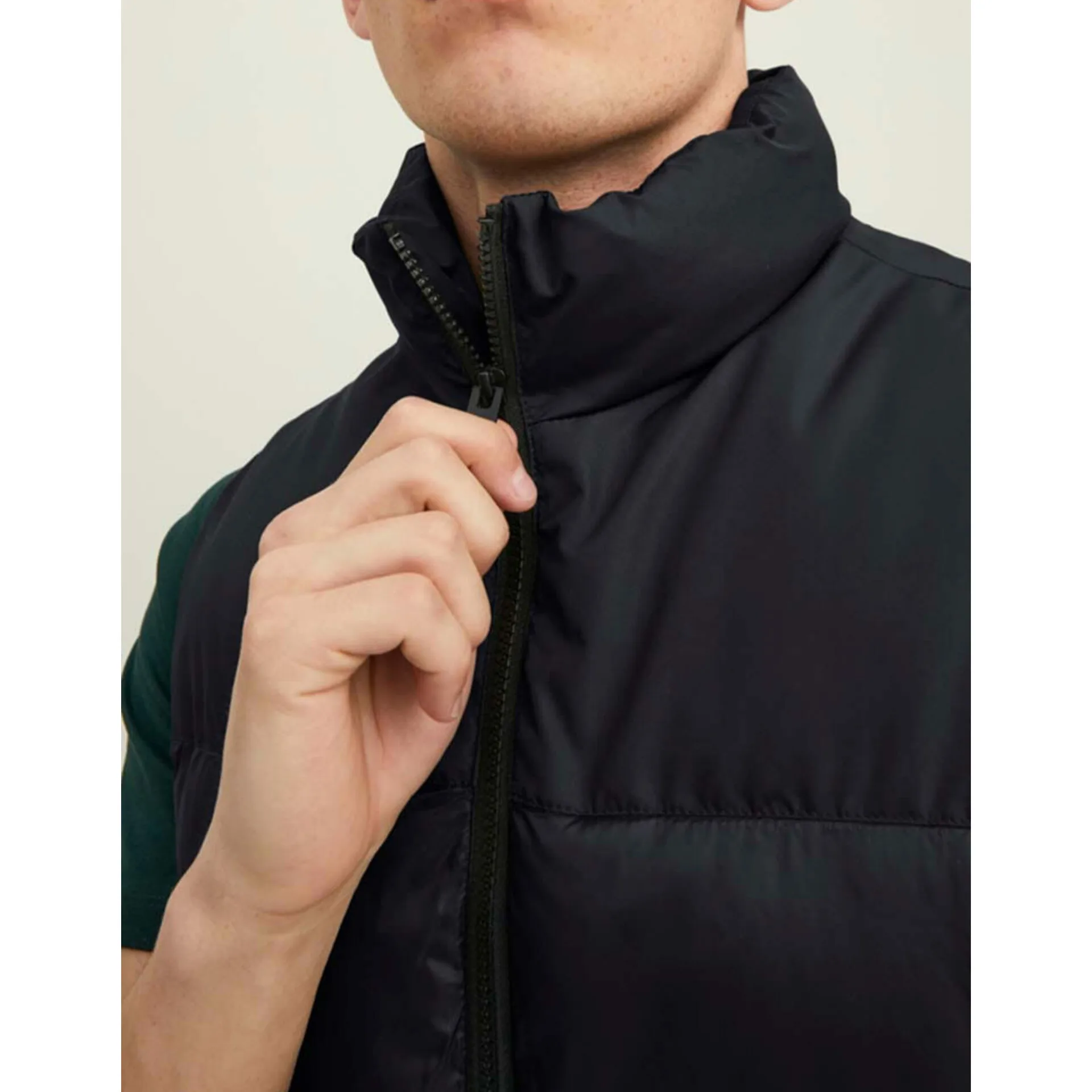 جلیقه مردانه جک اند جونز کد Jjchili Bodywarmer
