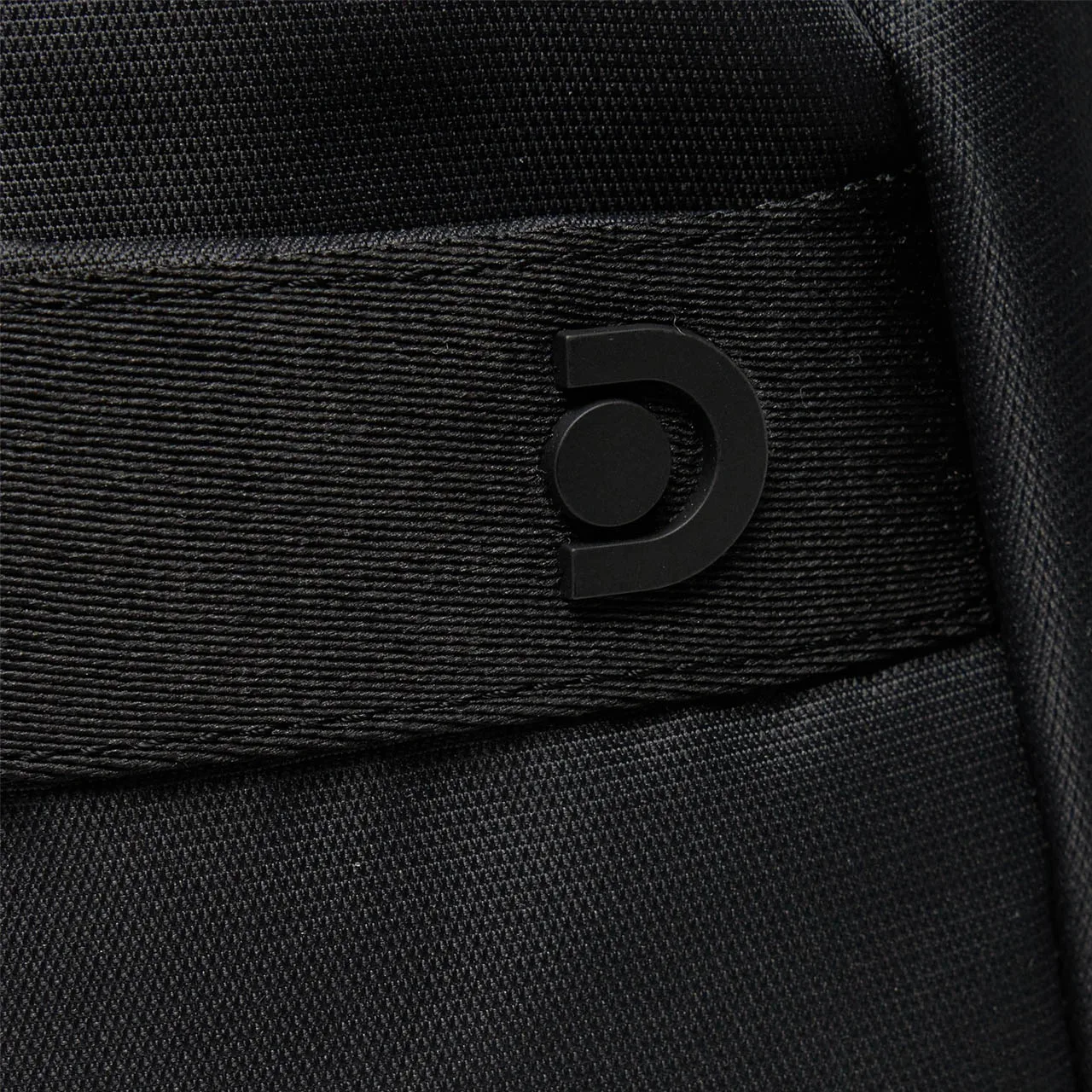 کوله پشتی دیسکاوری مدل DOWNTOWN D00940