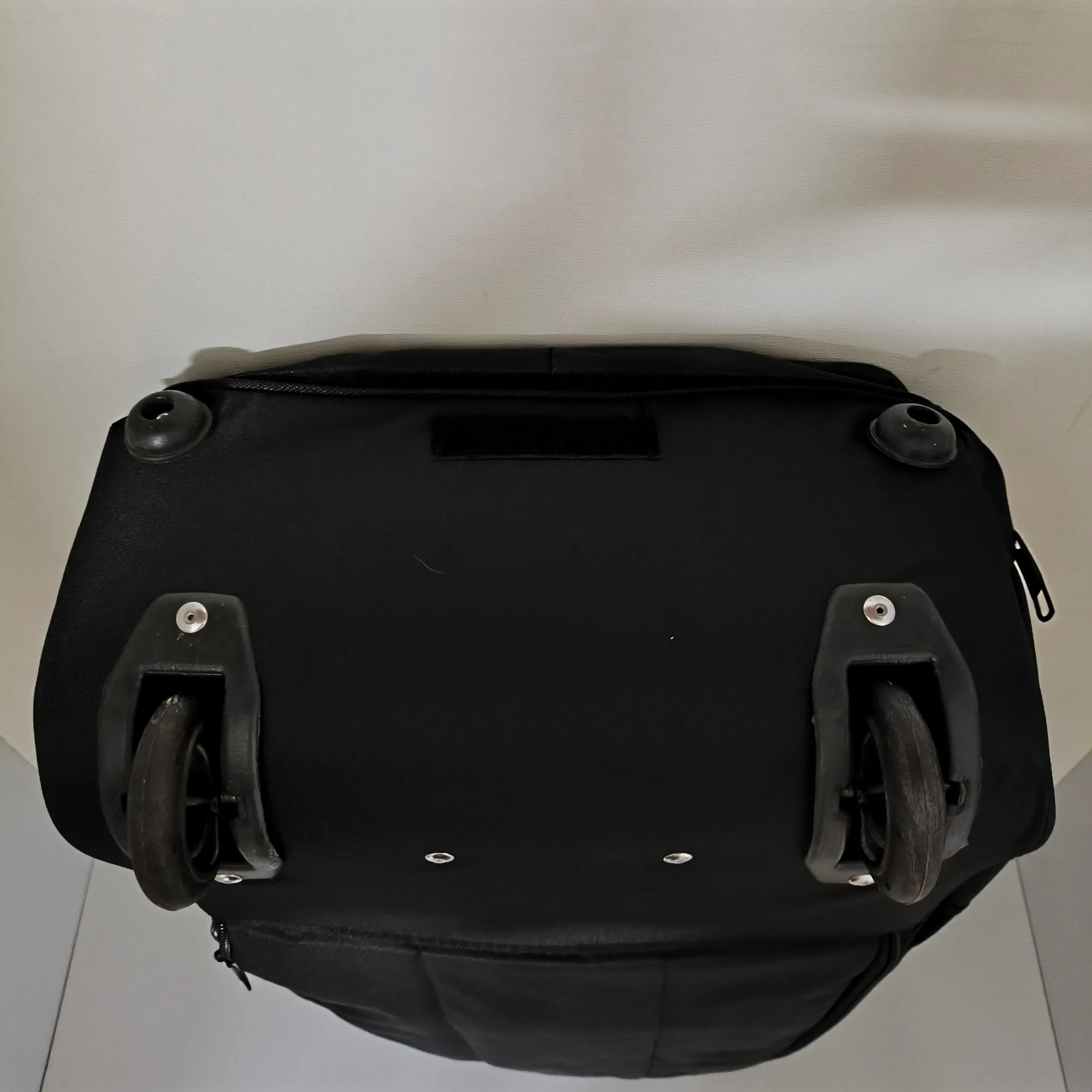 کوله پشتی چرخ دار مدل K_Ch