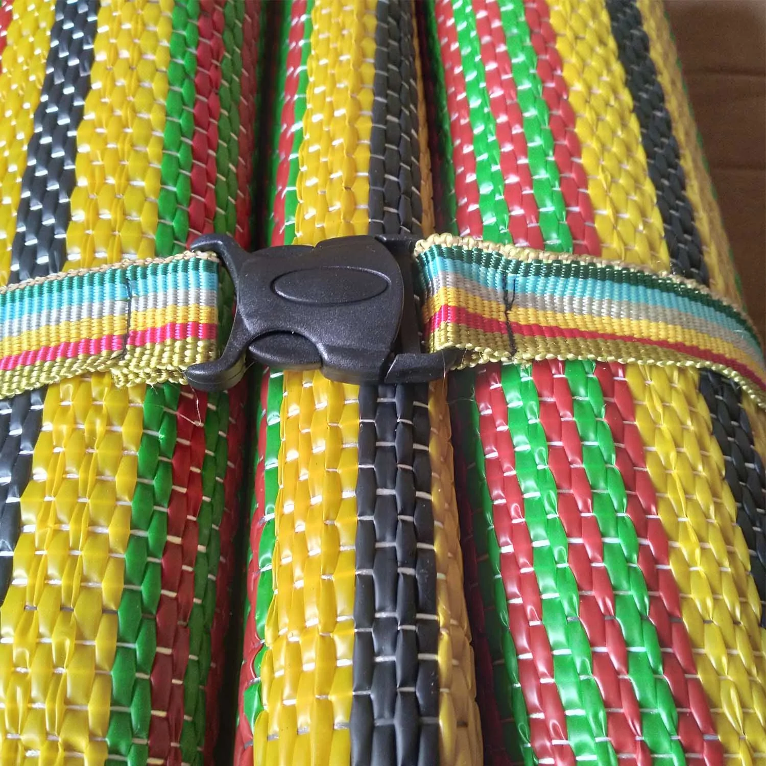 زیر انداز سفری 18نفره مدل نیرباف حصیری کد 9M