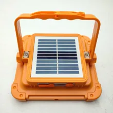 نورافکن  دستی مدل سولار خورشیدی IP66 کد 50X