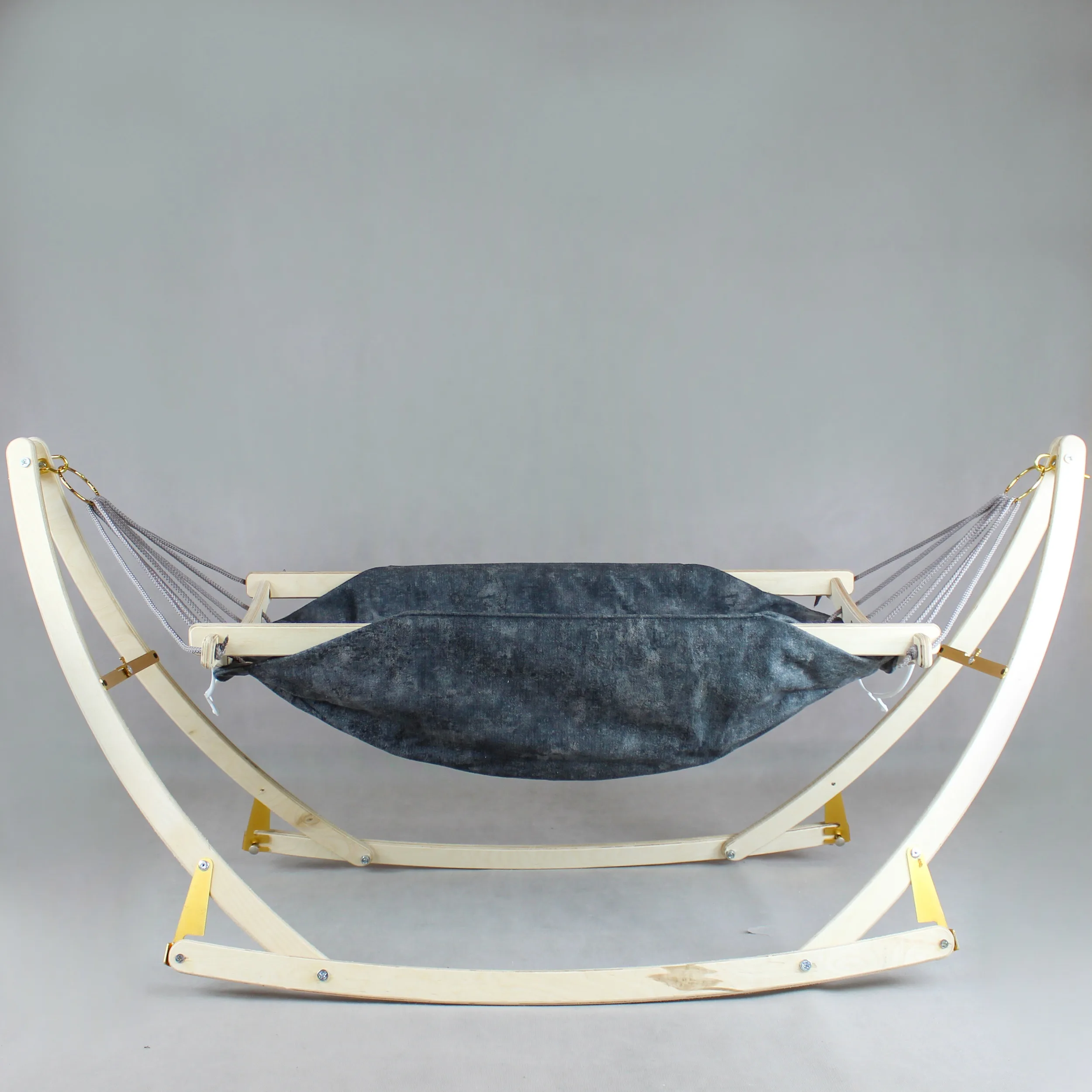 گهواره سنتی نوزاد شادی مدل تمام چوب