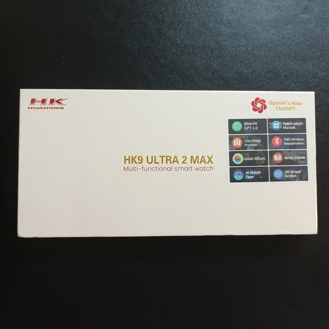 ساعت هوشمند مدل HK9 ULTRA 2 MAX دارای قابلیت های صفحه نمایش رنگی، صفحه نمایش لمسی، کنترل موسیقی (Music Player)، کنترل سطح اکسیژن خون، قابلیت مکالمه از طریق بلوتوث، پشتیبانی از زبان فارسی در منو و سیستم‌عامل بند سیلیکون