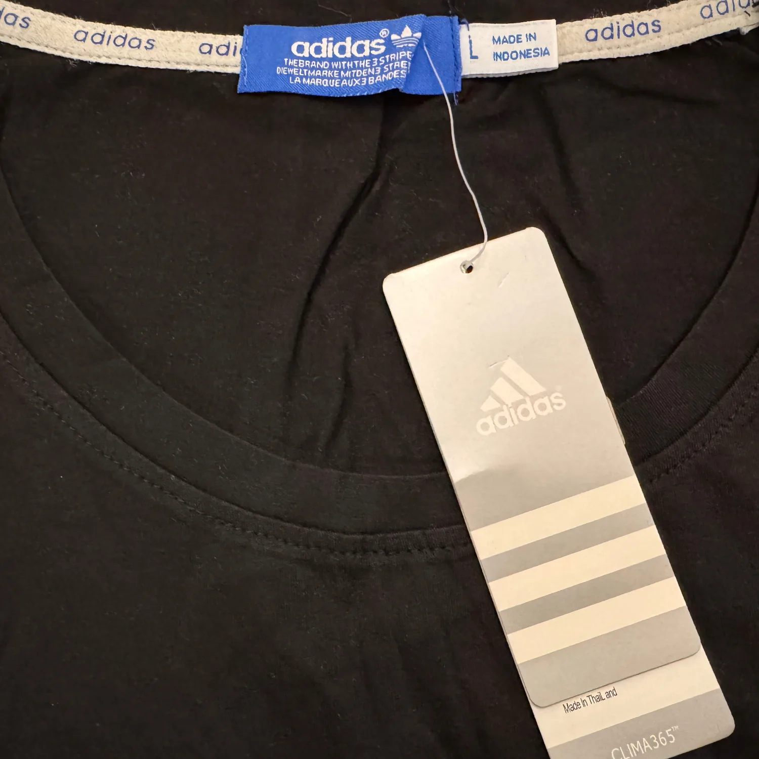 تی شرت ورزشی آستین کوتاه زنانه مدل AirLite