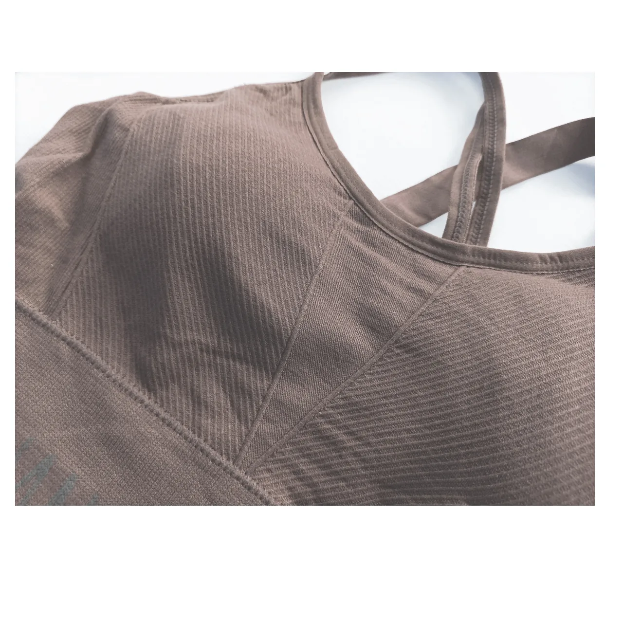 ست نیم تنه و شورت ورزشی زنانه مدل KAL-LGER