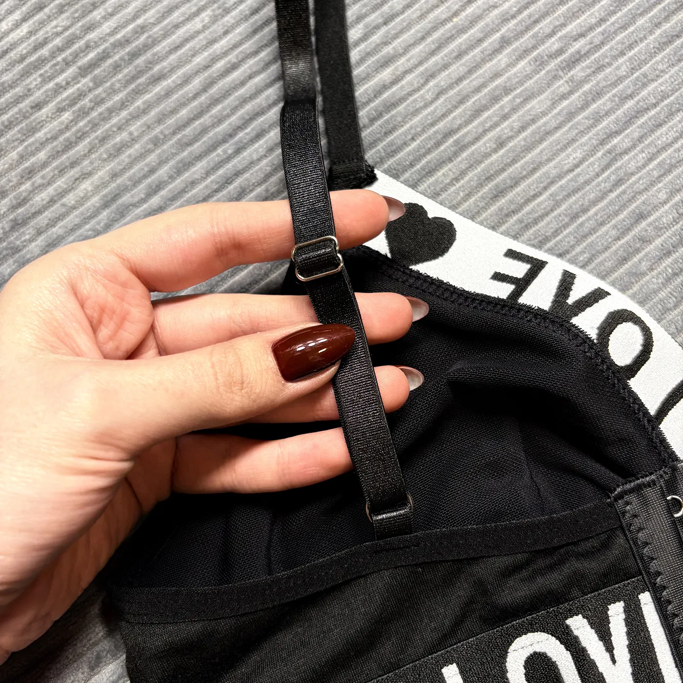 ست شورت و سوتین ورزشی زنانه مدل 7703