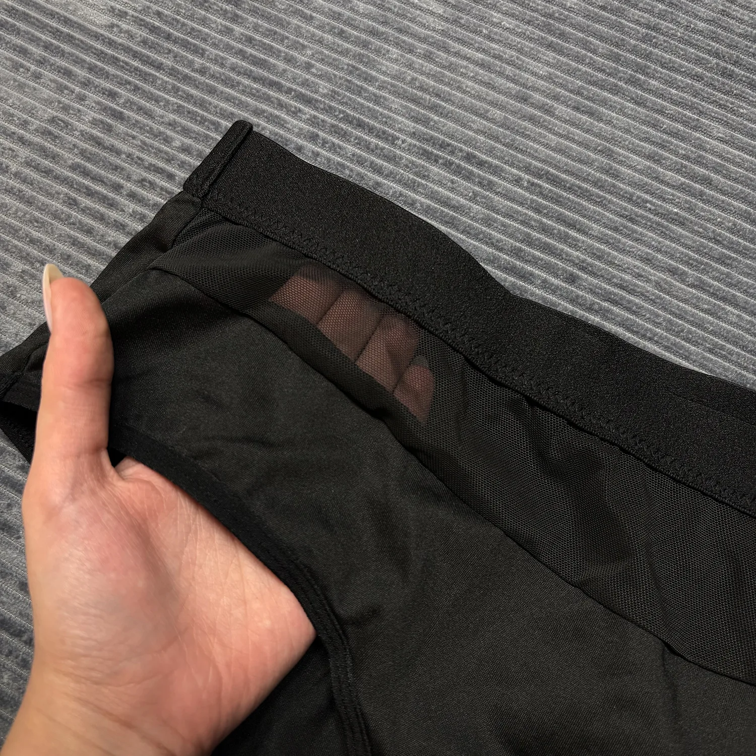 ست نیم تنه و شورت ورزشی زنانه مدل X2309