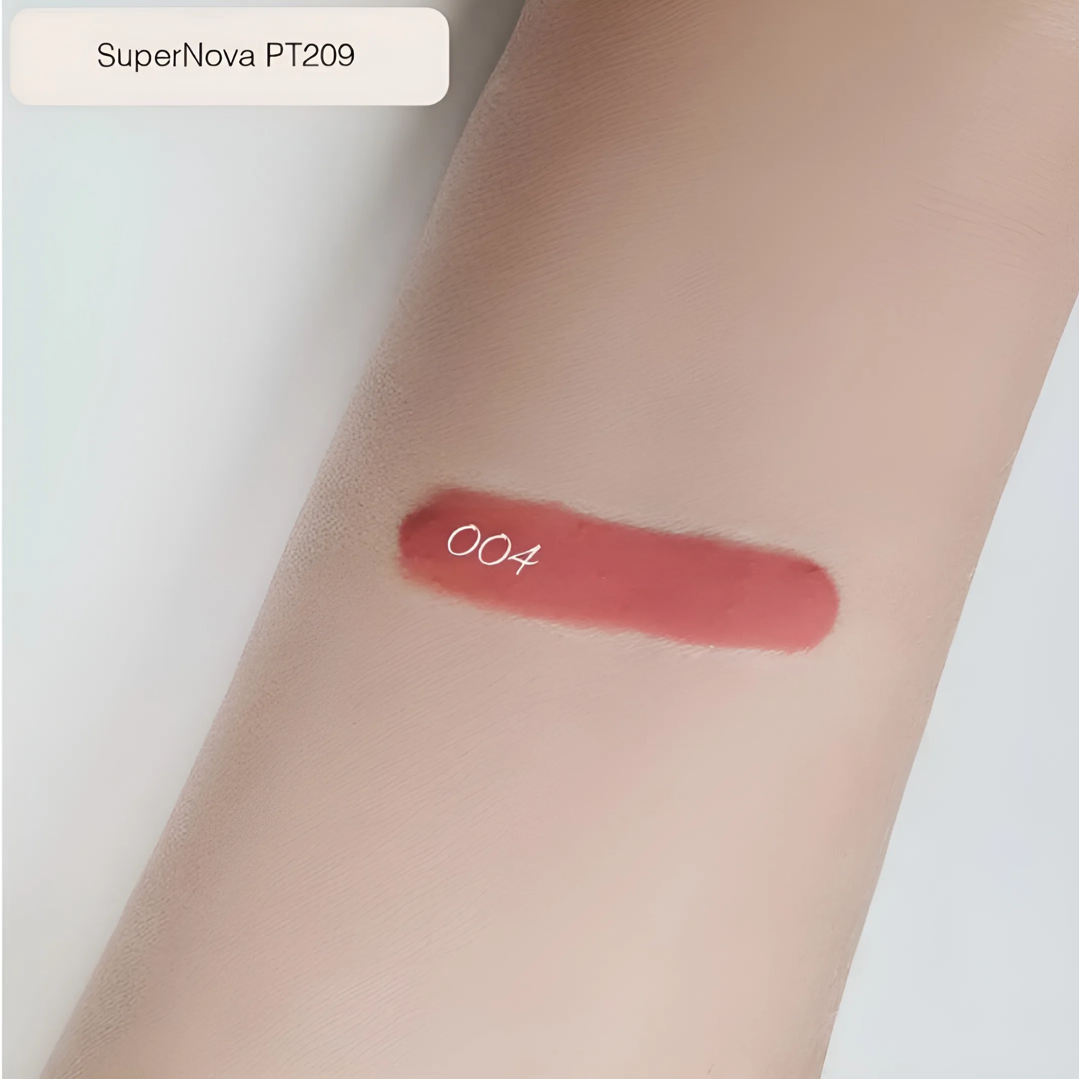رژ لب مایع تاپ فیس مدل SUPERNOVA شماره 004