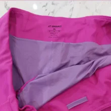 شلوارک ورزشی زنانه بروکس مدل Vor2028