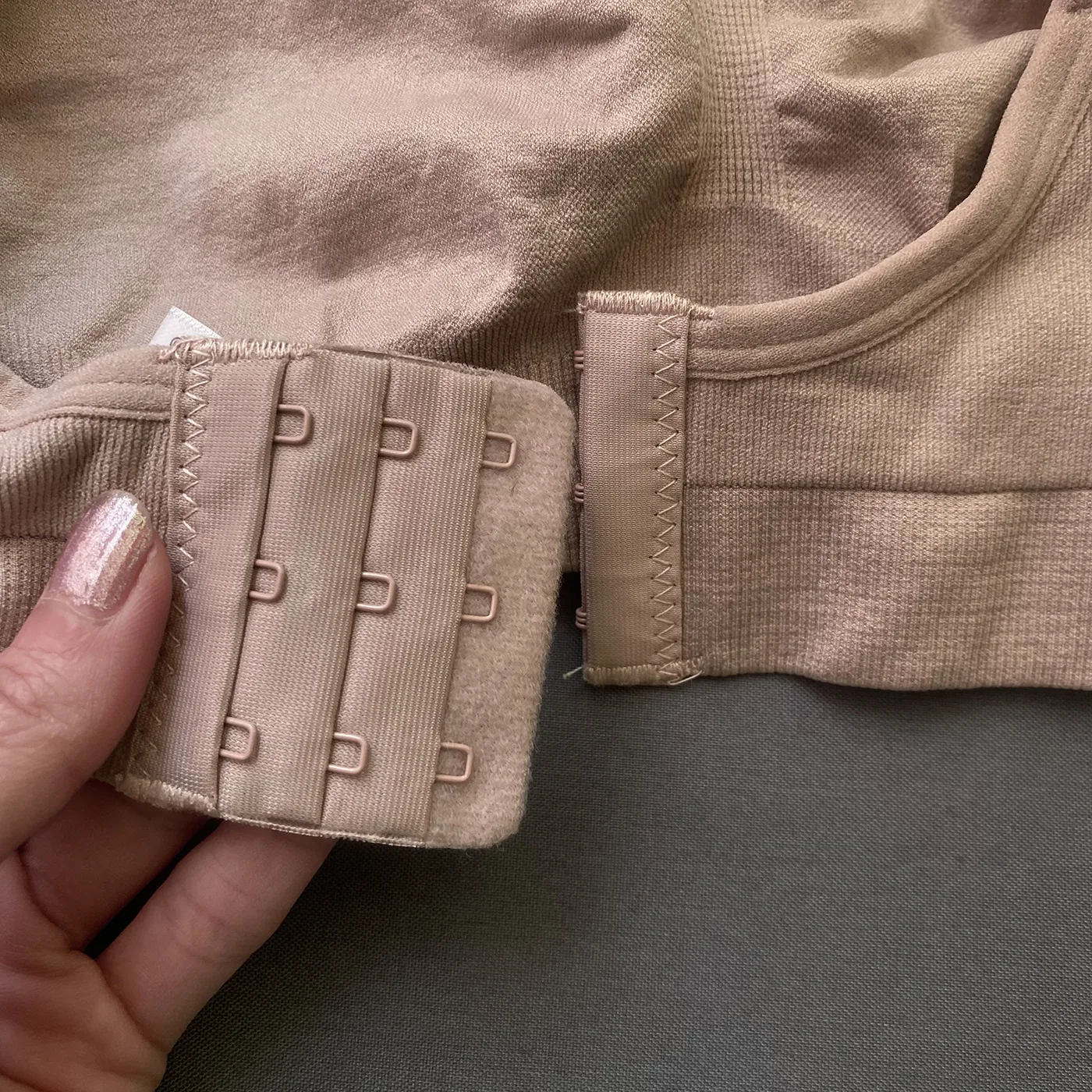 سوتین ورزشی زنانه مدل 9971