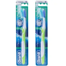 مسواک اورال-بی مدل 3D white با برس متوسط مجموعه 2 عددی
