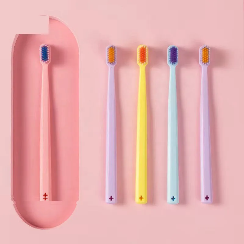 مسواک دیجو مدل ۰۷۹ با برس نرم مجموعه پنج عددی