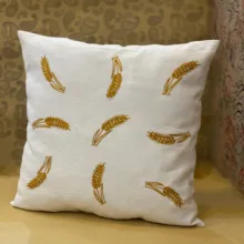 کوسن سوزن دوزی مدل سنتی طرح گندم