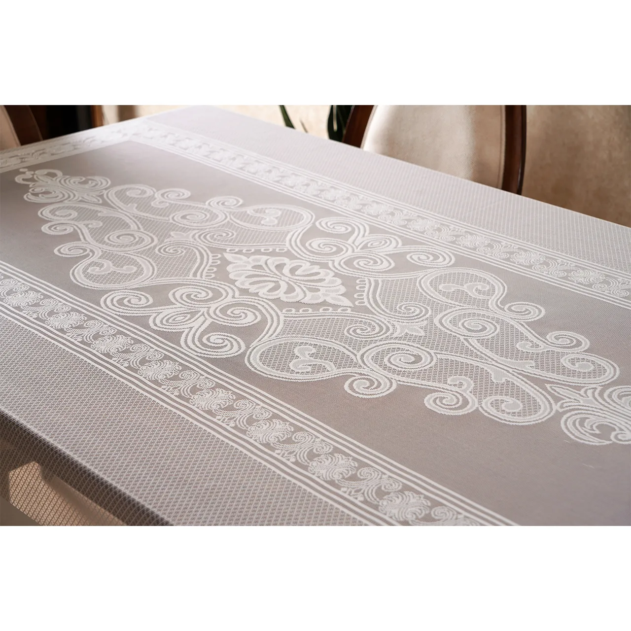 رومیزی پرلا مدل Sofiya سایز 220x150 سانتیمتر