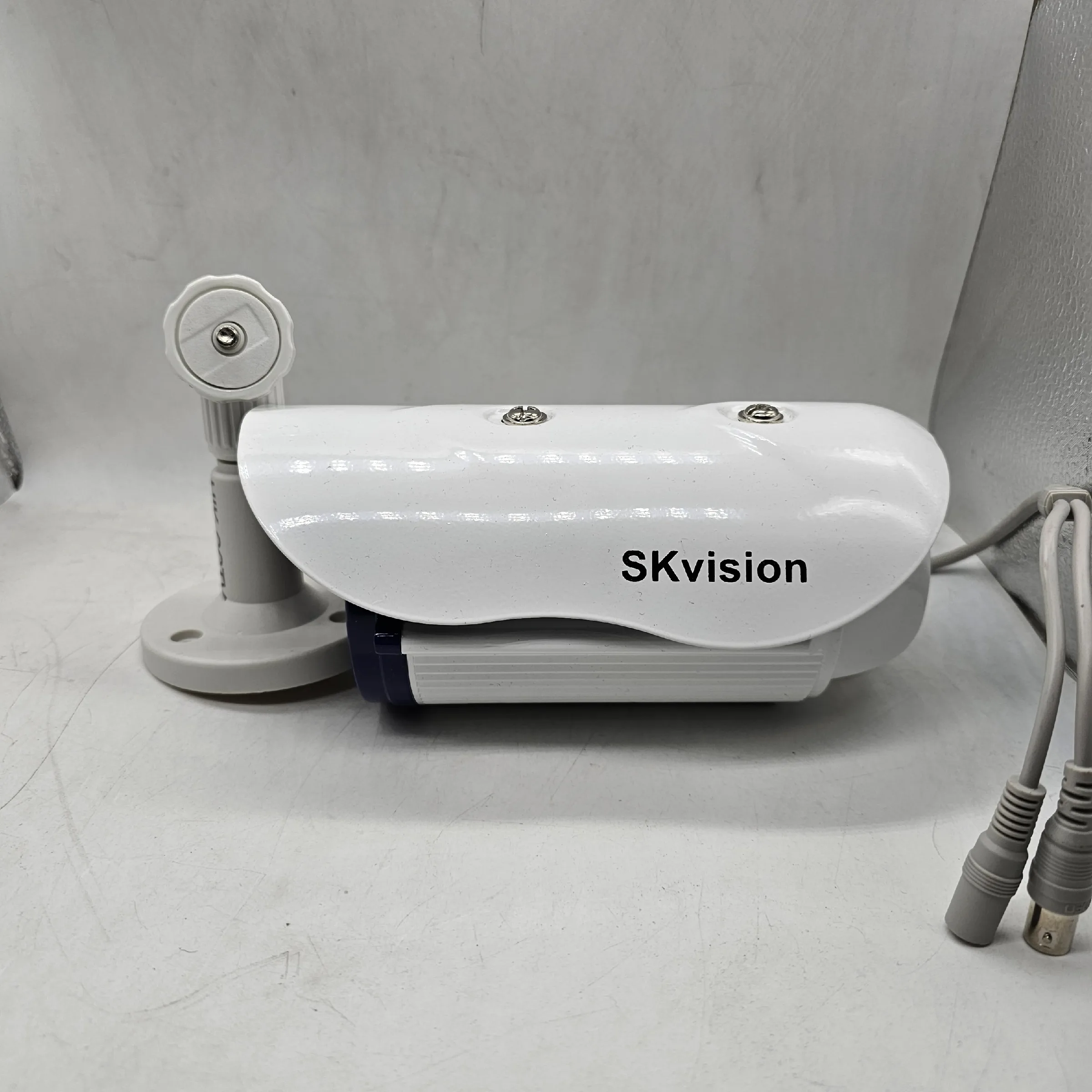 دوربین مداربسته آنالوگ اسکای ویژن مدل SK-2333E