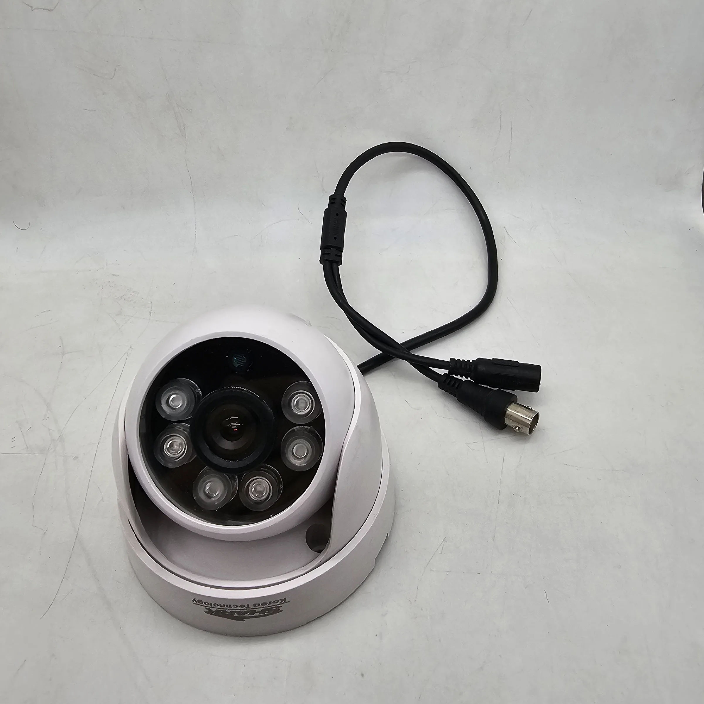 دوربین مداربسته آنالوگ شارک مدل SH-482
