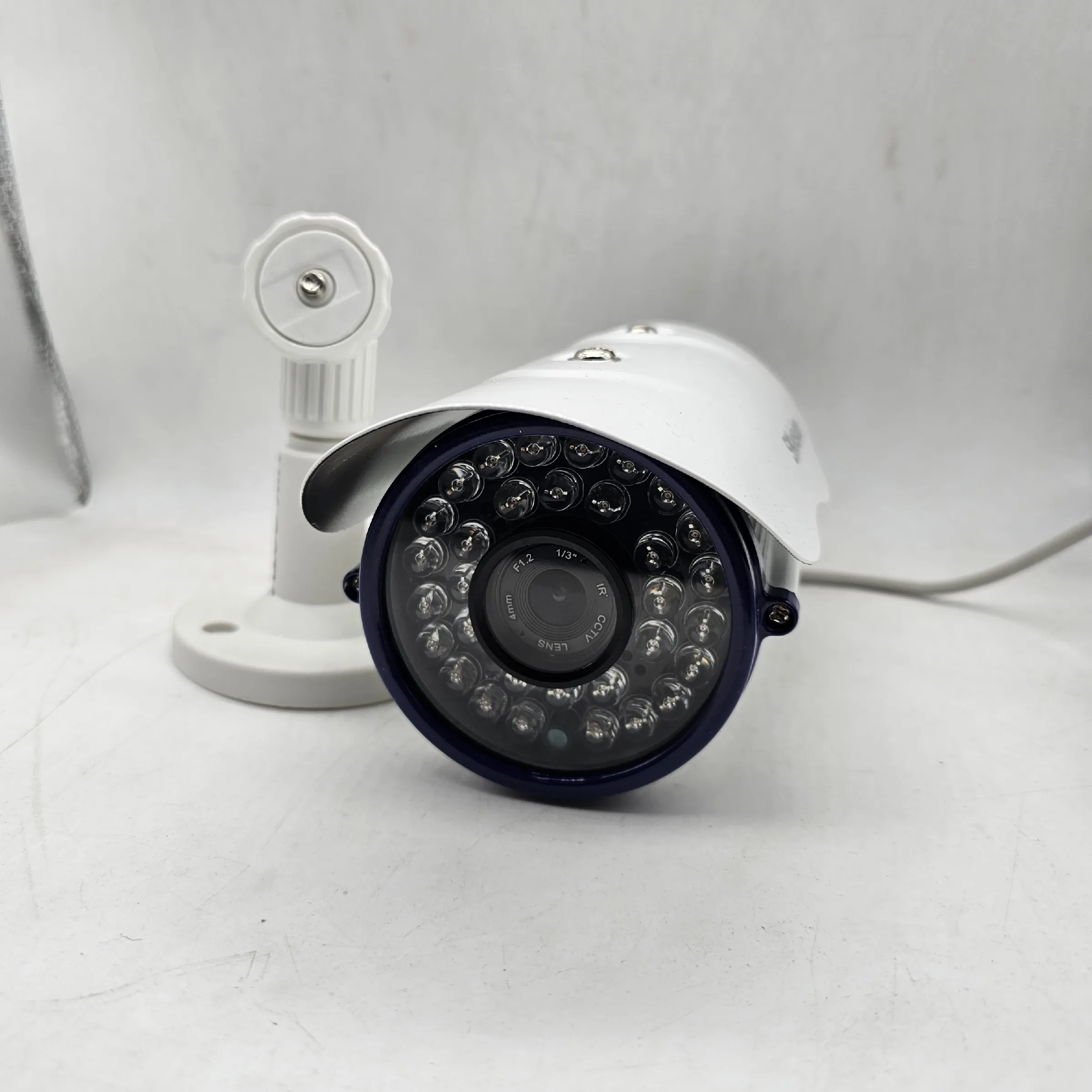 دوربین مداربسته آنالوگ اسکای ویژن مدل SK-2333E