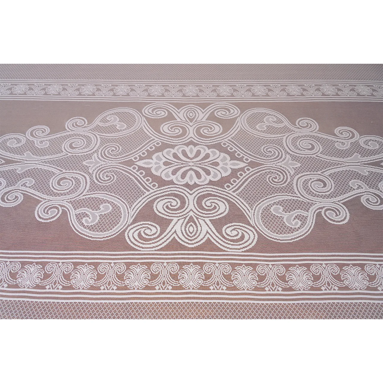رومیزی پرلا مدل Sofiya سایز 220x150 سانتیمتر