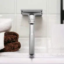 خود تراش مدل safety razor