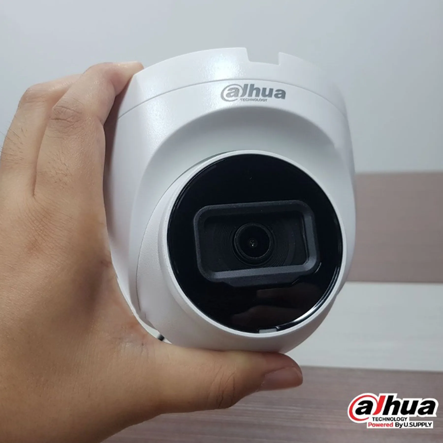 دوربین مداربسته آنالوگ داهوا مدل DH-HAC-HDW1200TRQP-A