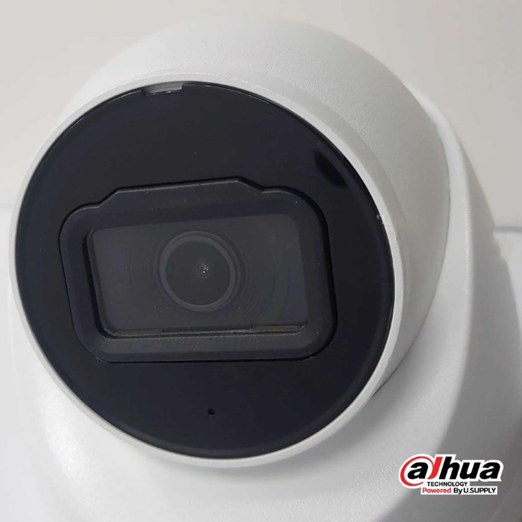 دوربین مداربسته آنالوگ داهوا مدل DH-HAC-HDW1200TRQP-A