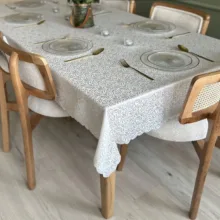 رومیزی رزین تاژ مدل پراگ سایز 180×150 سانتی‌متر
