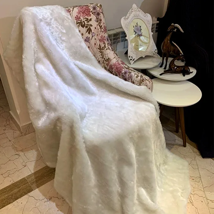 شال مبل و تخت هیراد هوم فرنشینگ طرح خز Rabbit