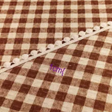 رومیزی پانیذ پود مدل چهارخانه مربع سایز 140x140 سانتی‌متر