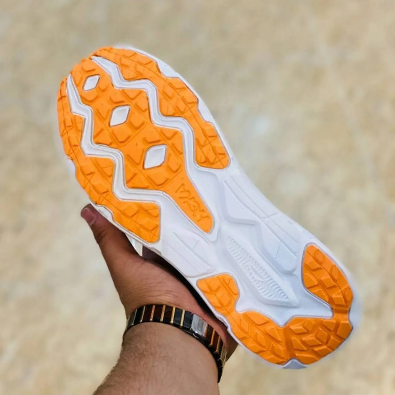 کفش مخصوص دویدن هوکا مدل Gore-Tex