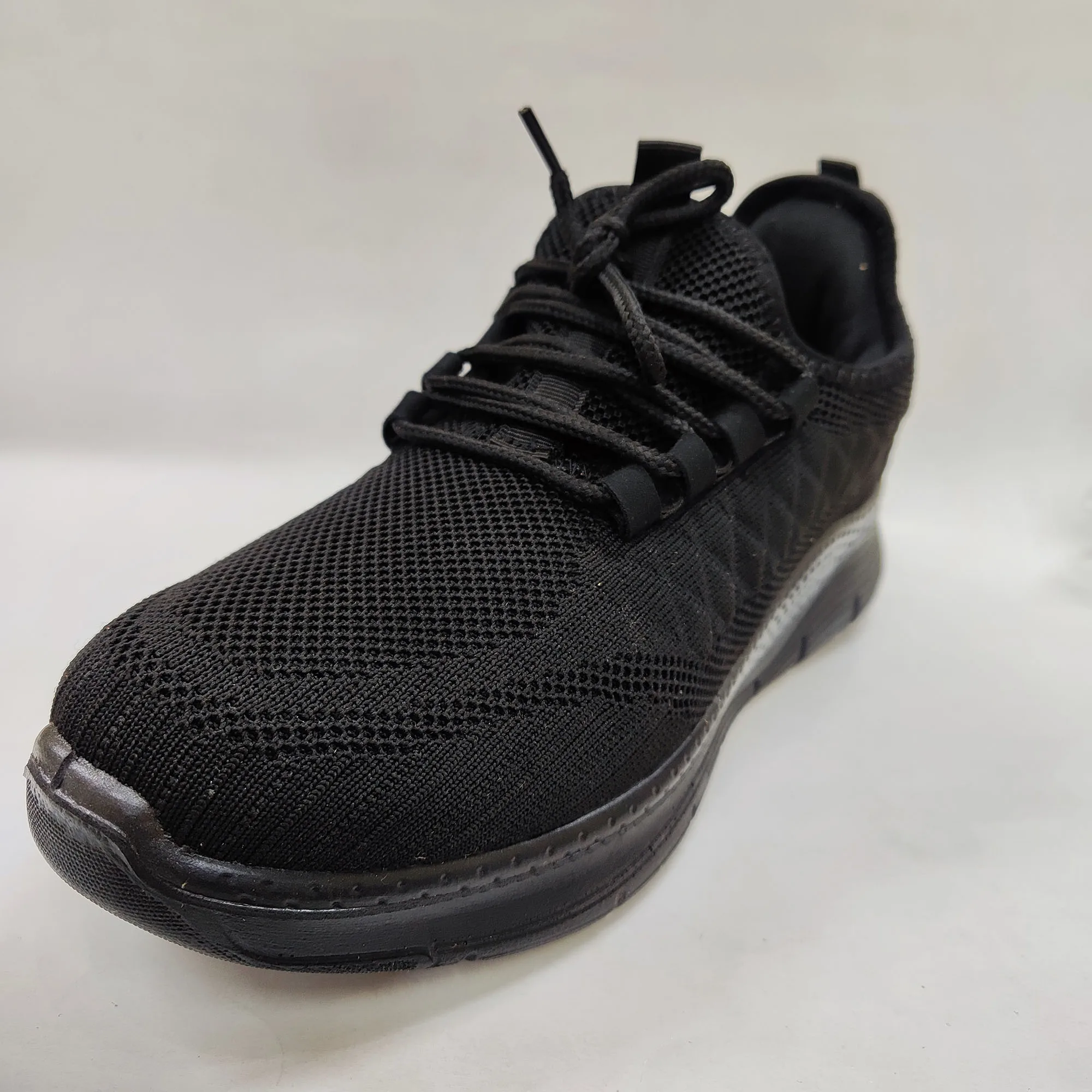 کفش پیادهروی مدل 2026