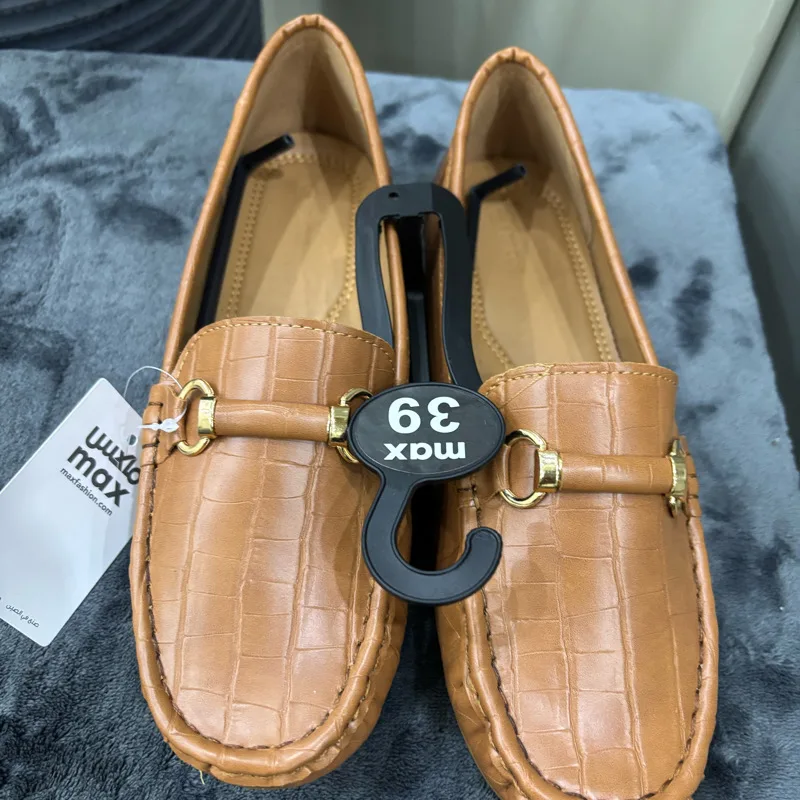 کفش کالج زنانه مکس مدل Textured Slip-On Moccasins With Metallic Accen