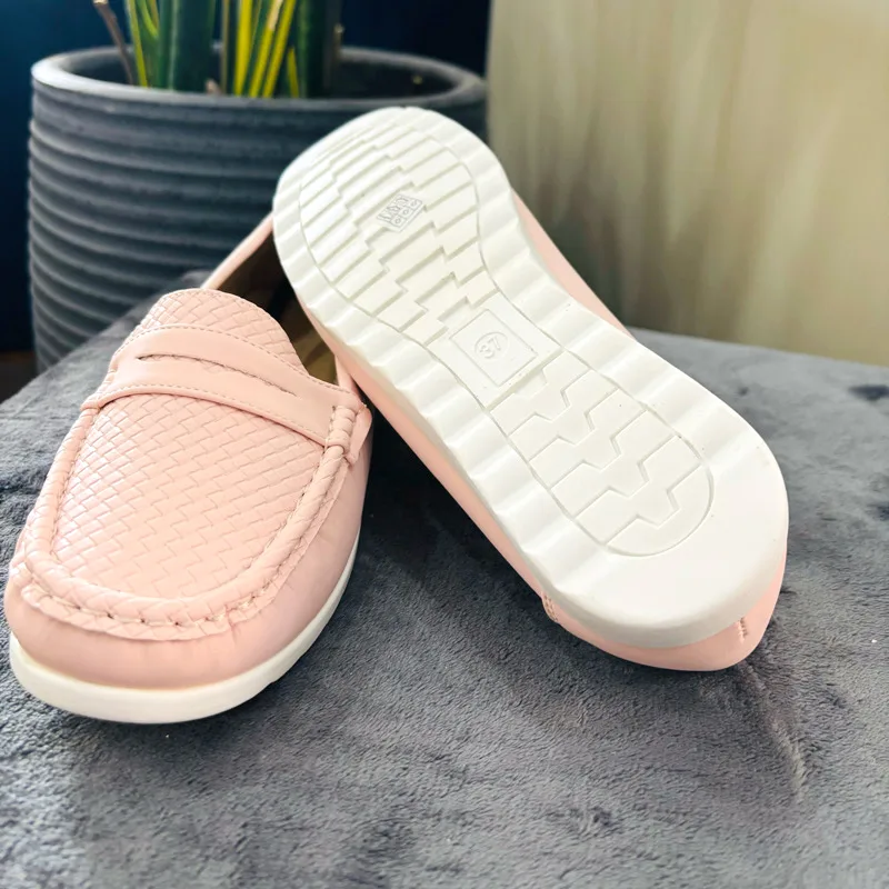 کفش کالج زنانه مکس مدل Textured Slip-On Moccasins