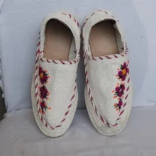 گیوه زنانه مدل گل دار کد SMK21