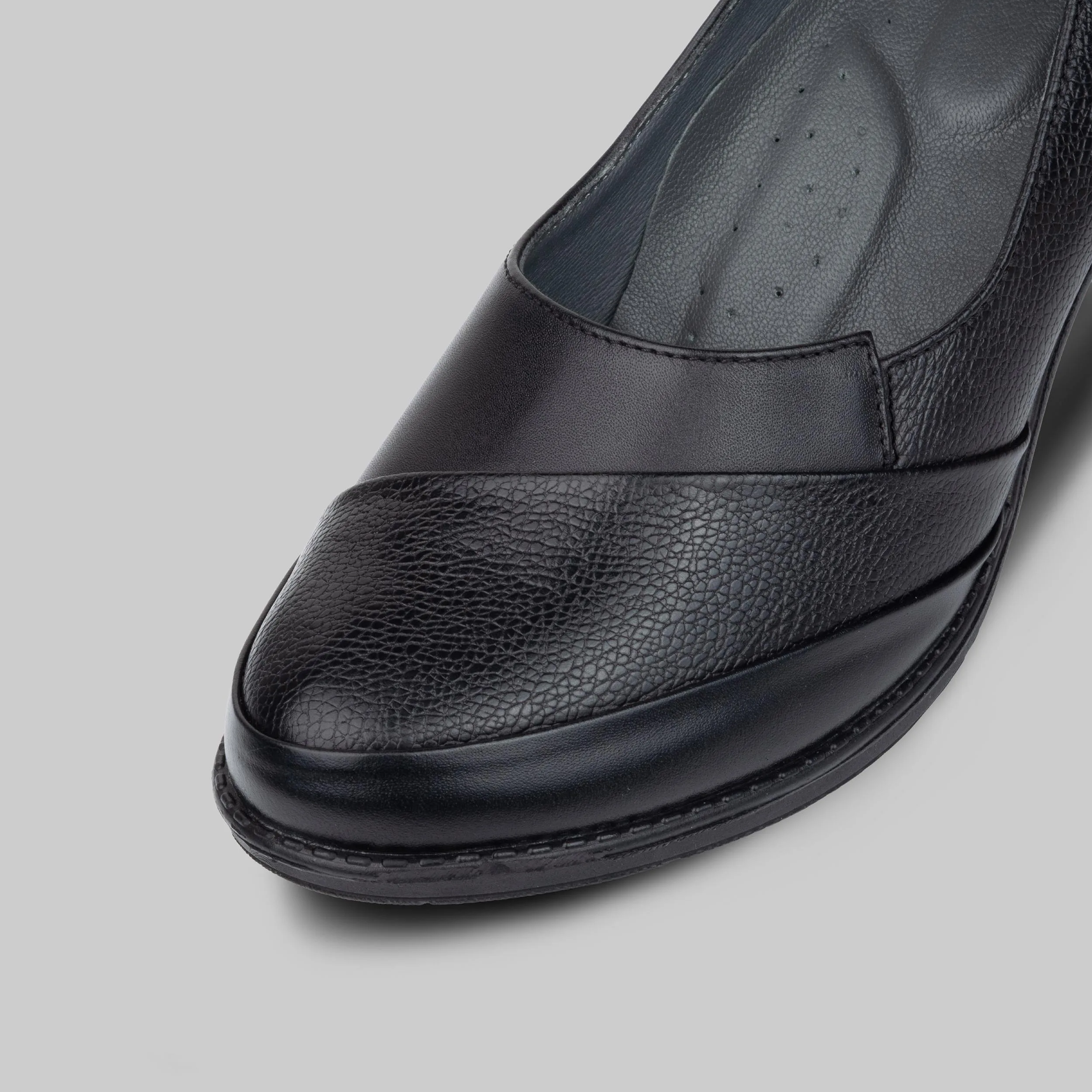 کفش پاشنهدار زنانه چرم عطارد مدل SH340