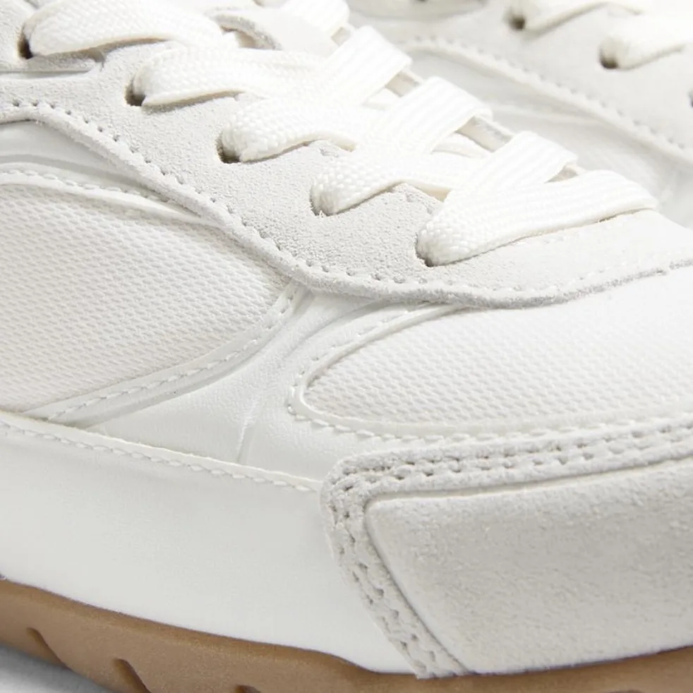کفش طبی زنانه اویشو مدل Fabric trainers with split-leather 2025