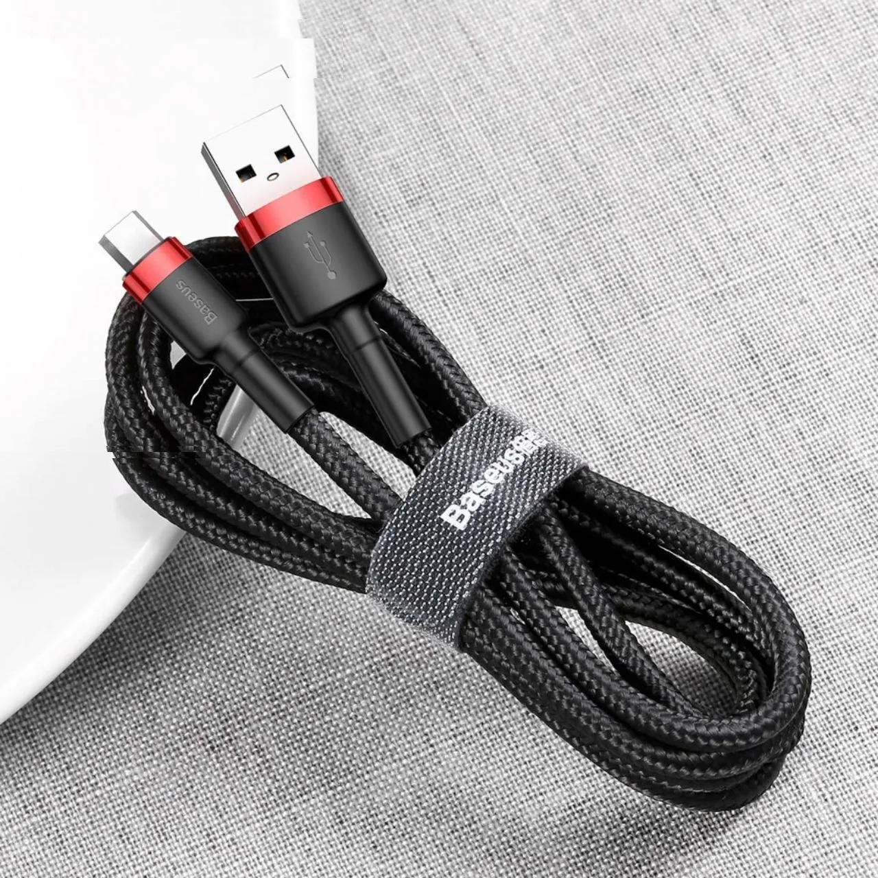 کابل تبدیل USB به لایتنینگ باسئوس مدل CAFULE طول 2 متر
