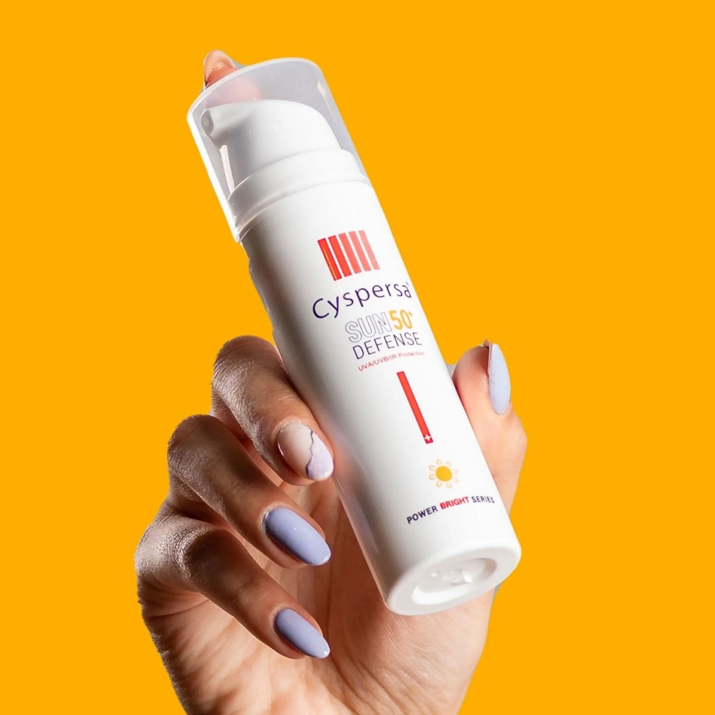 کرم ضدآفتاب بیرنگ سیسپرسا SPF50 مدل ضدلک مناسب برای انواع پوست، حجم 50 میلیلیتر