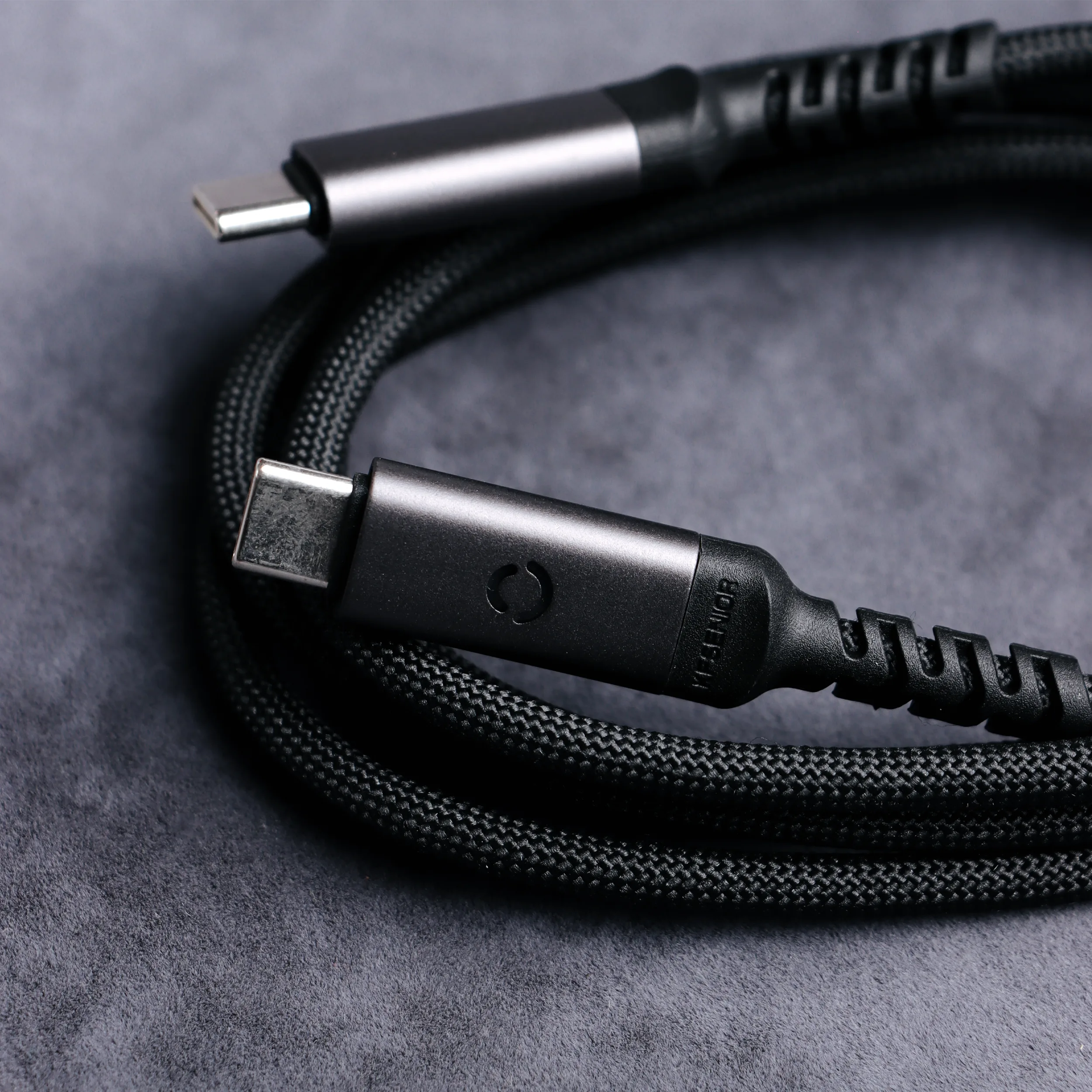 کابل USB-C کی اف-سنیور مدل S38 طول 1.2 متر