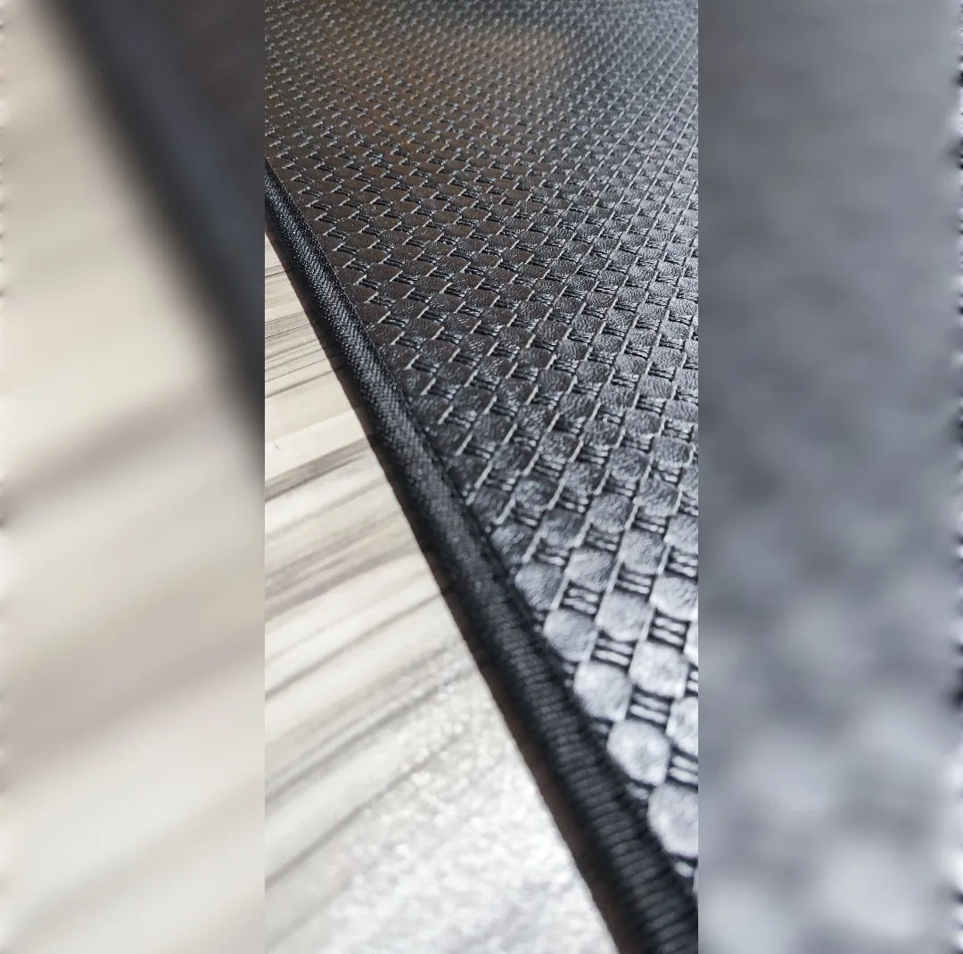 زیرانداز ظرف غذای سگ و گربه تادو کد ZR106