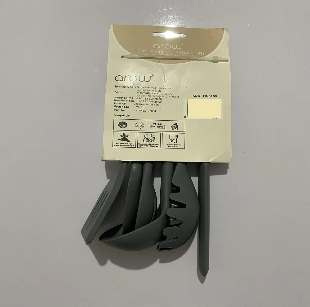 سرویس کفگیر و ملاقه سیلیکونی 6 پارچه آرو مدل TR-6109