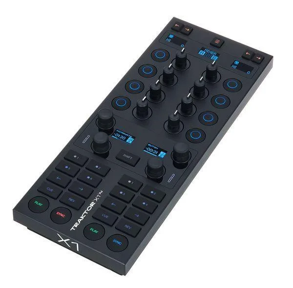 دی جی کنترلر نیتیو اینسترومنت مدل X1 MK3