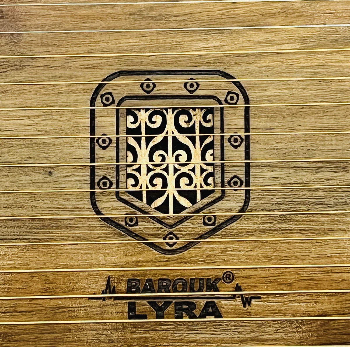 لیرا باروک مدل سنگ دل