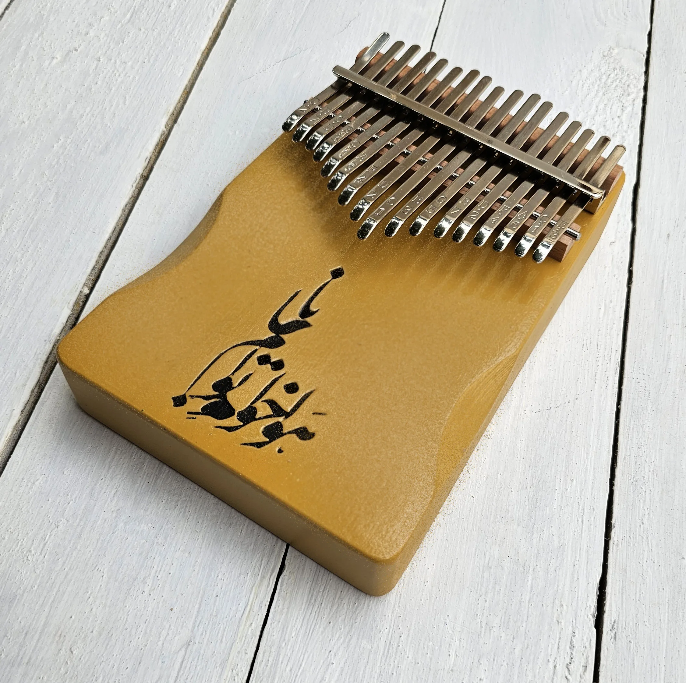 کالیمبا کُرال طرح ذوزنقه مدل حفره دار