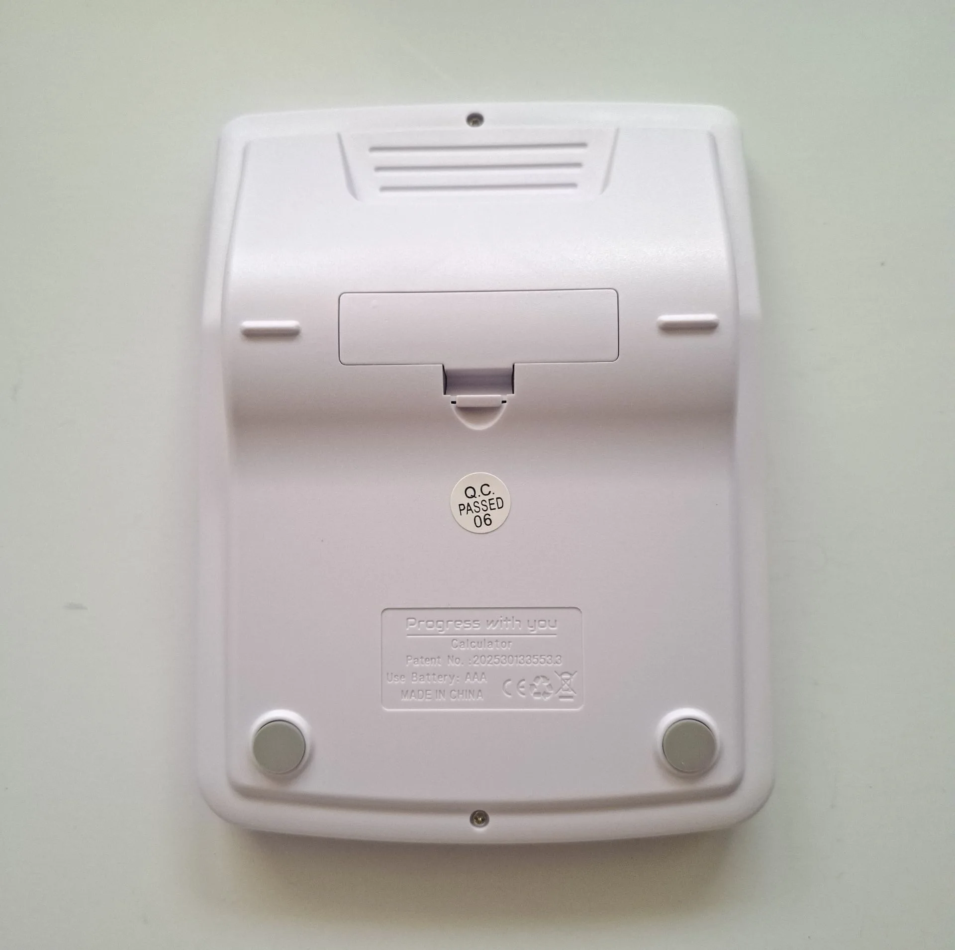 ماشین حساب مدل دکمه کیبوردی رانزن طرح Rz.877MAX
