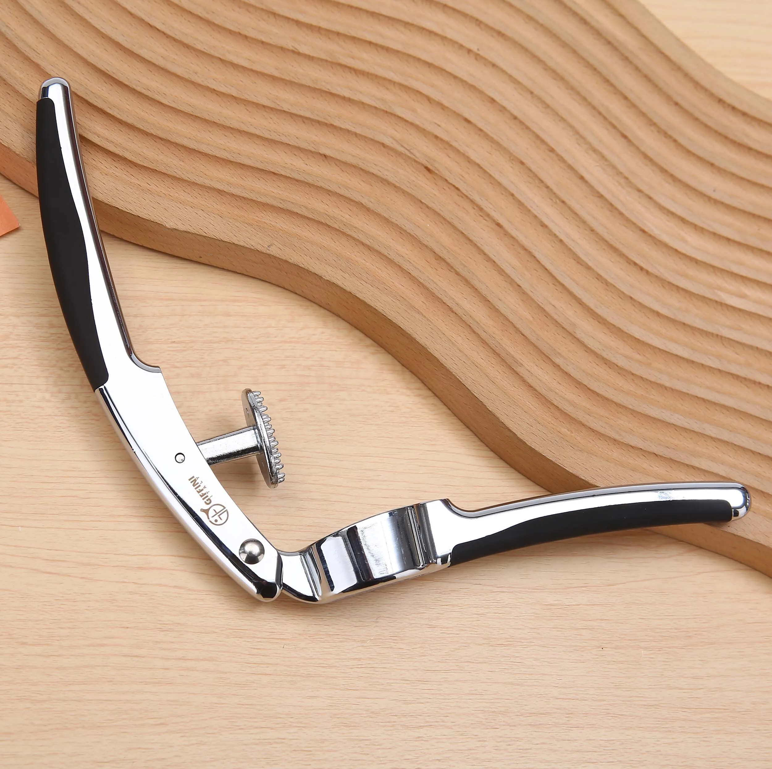 سیر له کن جی فی نی مدل G-Z01